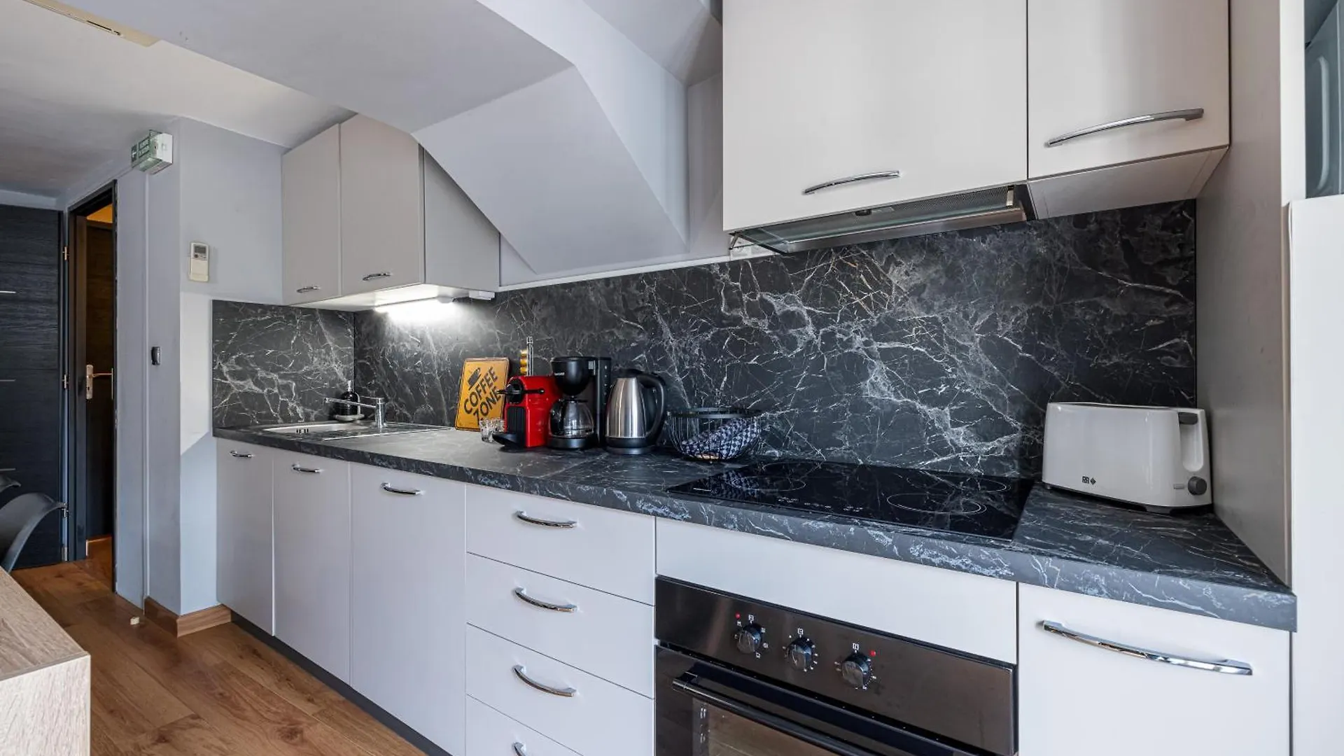 3 Pieces Des Jardins Apartment Menton France
