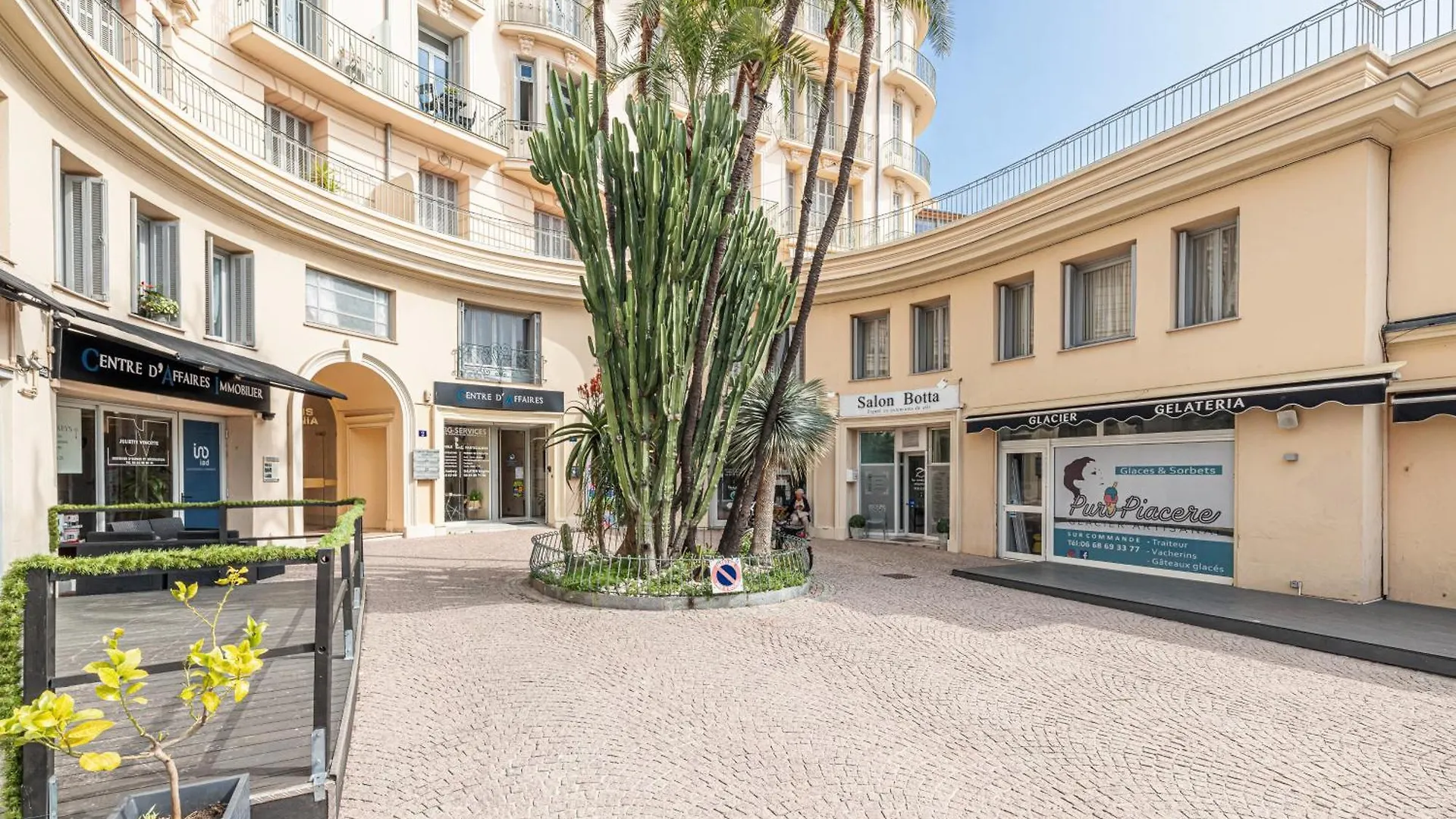 3 Pieces Des Jardins Apartment Menton