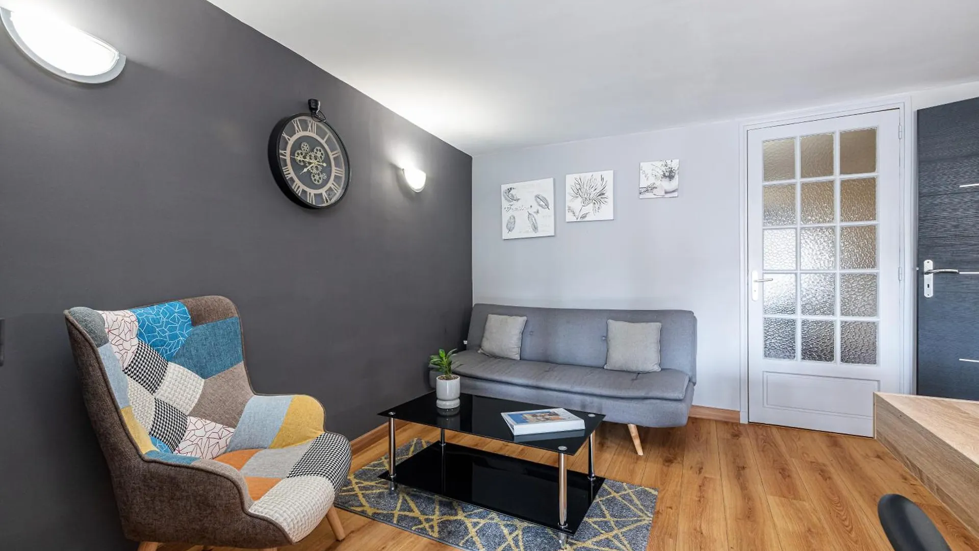 3 Pieces Des Jardins Parking Clim 1 Min Plage Menton Apartment
